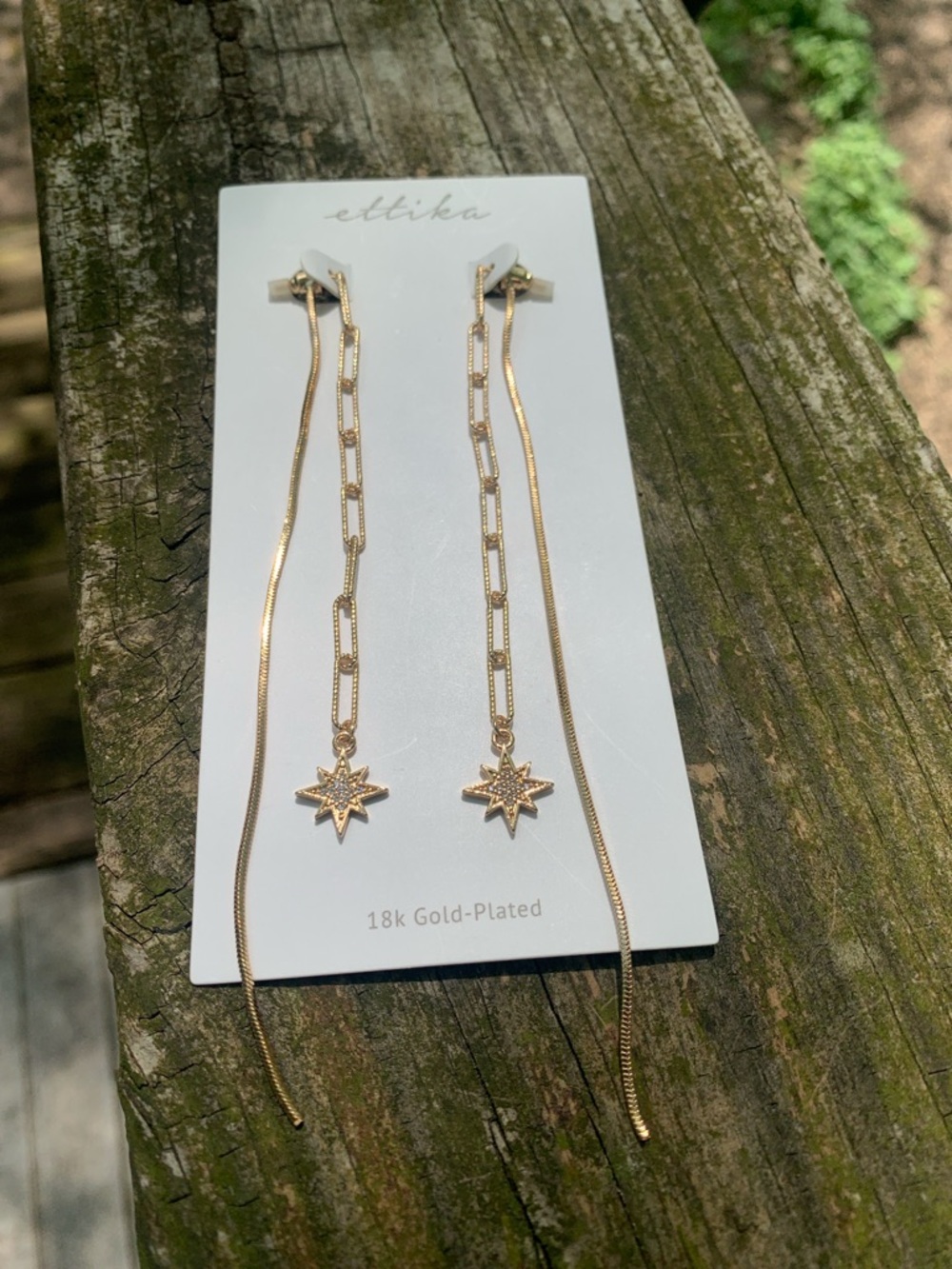 NWT ettika Gold Star Threader Dangle Earrings